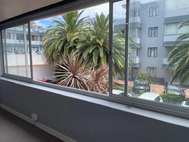 0 Bedroom Property for Sale in Sea Point Western Cape